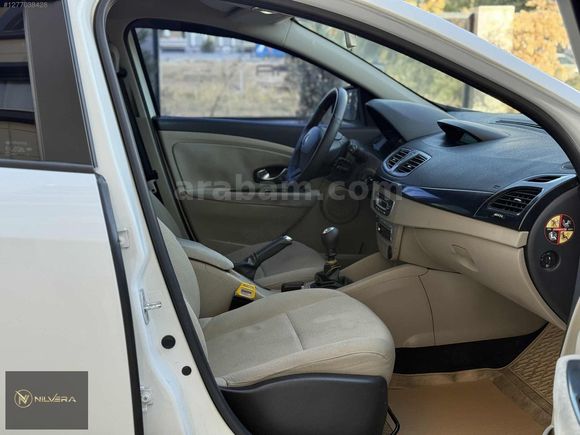 NİLVERA MOTORS'DAN 1.5 DCİ 110'LUK TEMİZ MEGANE