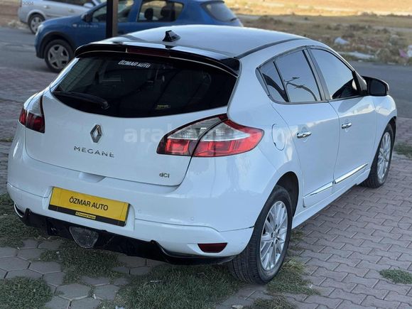 ÖZMAR'DAN 2015 MODEL MEGANE 1.5 DCI TOUCH PLUS 200 XXX KM DE