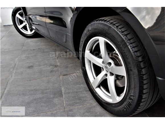 RİTİM MOTORS 2018 PORSCHE MACAN BAYİ CAM TAVAN