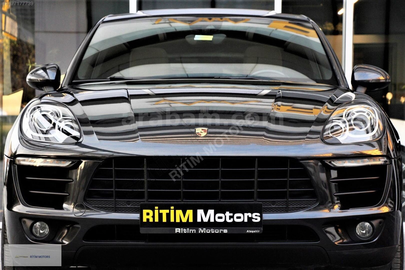 Galeriden Porsche Macan 2.0 2018 Model İstanbul 103.000 km Füme 2