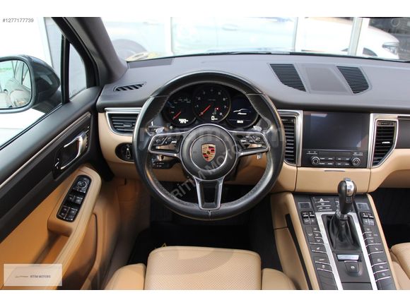 RİTİM MOTORS 2018 PORSCHE MACAN BAYİ CAM TAVAN