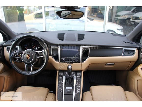 RİTİM MOTORS 2018 PORSCHE MACAN BAYİ CAM TAVAN