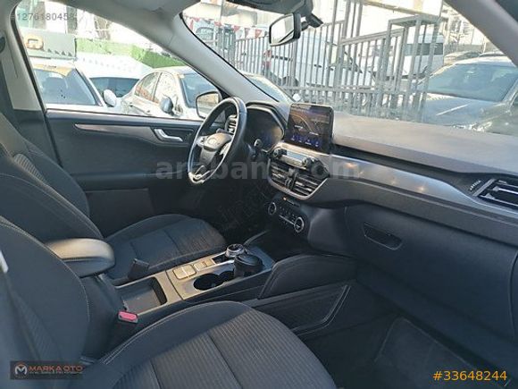 MARKA OTO DAN 2020 FORD KUGA TİTANİUM 1.5 ECOBLUE 121.000 KM