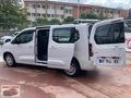 TAKAS'LI 2024 COMBO CARGO XL ELEGANCE 1.5 D AUTO CAMLI %20KDV