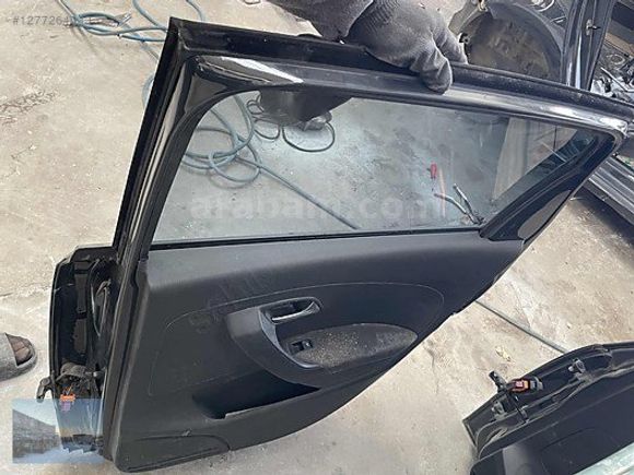 Volkswagen Polo 2012 sağ arka kapı