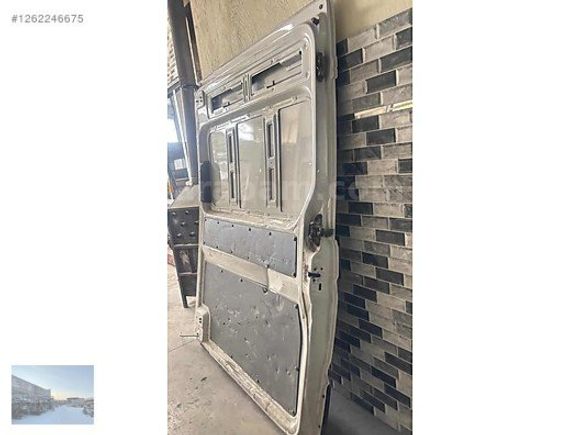 VW Crafter 2022 sağ yan sürgülü kapı hatasız dolu