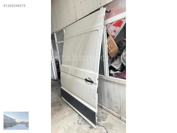 VW Crafter 2022 sağ yan sürgülü kapı hatasız dolu