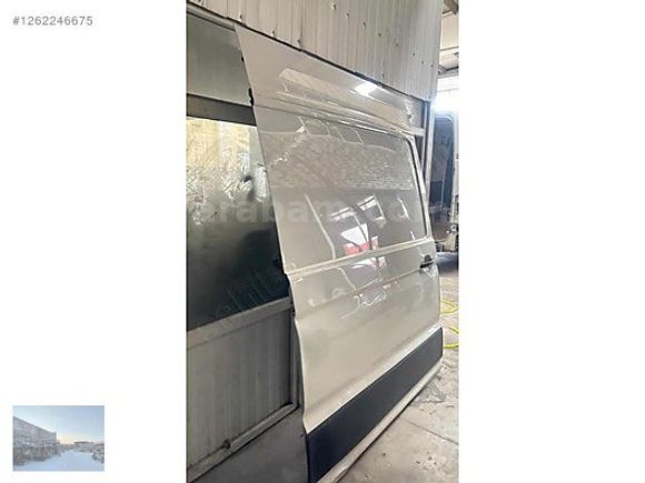 VW Crafter 2022 sağ yan sürgülü kapı hatasız dolu