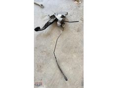 VW Transporter T5 2.5 Dizel pedal takımı