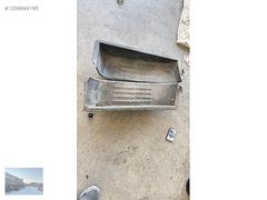 VW Transporter T5 2.5 dizel basamak plastiği