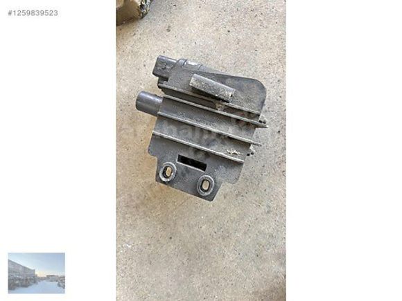 VW Transporter T5 2.5 Dizel fan rolesi 7H0959507
