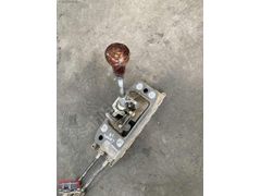 Volkswagen Caddy 1.9,04-11 vites kolu mekanizması