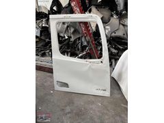 MERCEDES AROCS 4148 SAĞ KAPI ORJINAL
