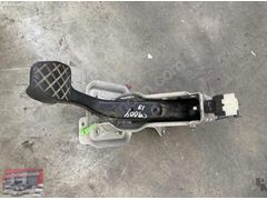 Volkswagen Caady 04-11 pedal takımı 1T1 721 503 H 1T1 721 318