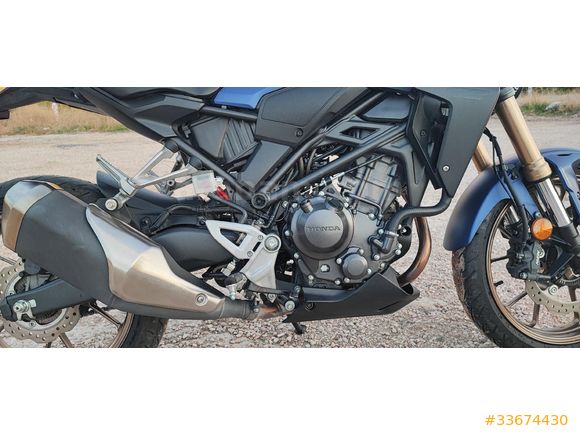 2024 Model Honda CB 250 R
