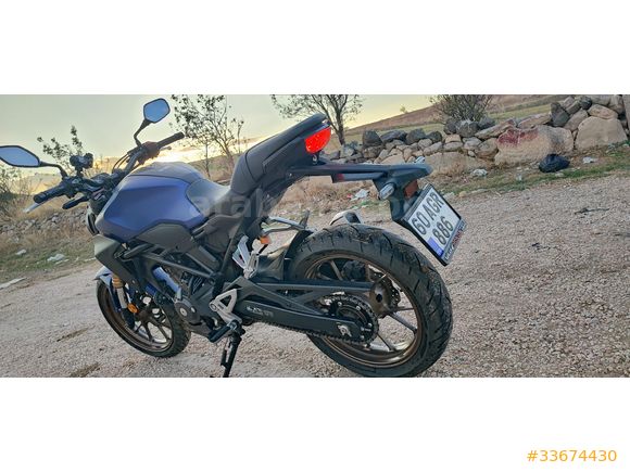 2024 Model Honda CB 250 R