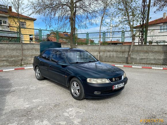 Memurdan Opel Vectra