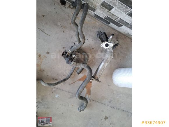 FORD CUSTOM 2.2 ŞU HORTUMU ÇIKMA