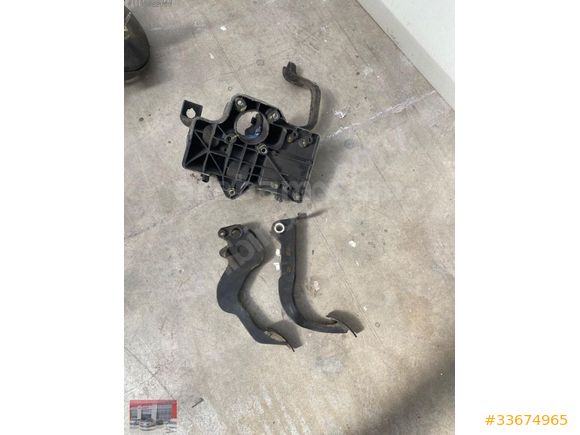 FIAT DOBLO 2 2005-2009 PEDAL TAKIMI