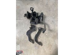 FIAT DOBLO 2 2005-2009 PEDAL TAKIMI