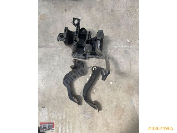 FIAT DOBLO 2 2005-2009 PEDAL TAKIMI