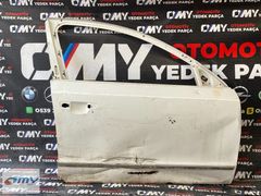 SKODA SUPERB SAĞ ÖN KAPI OMY OTO'DAN
