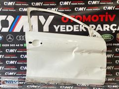 VOLKSWAGEN JETTA SAĞ ÖN KAPI OMY OTO'DAN
