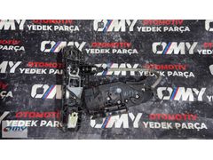 MERCEDES W177 A SERİSİ SAĞ ÖN KAPI KİLİDİ A1770032899 OMY OTO'DA