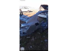MEGANE 4 SAĞ ARKA ÇAMURLUK