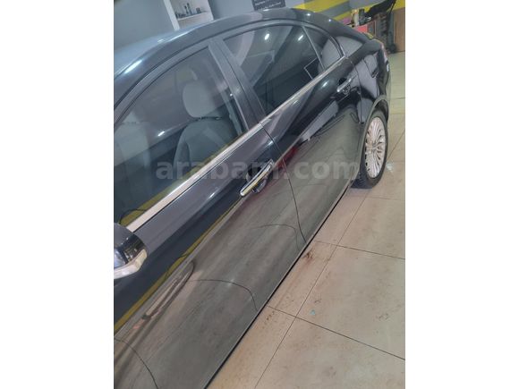 ACİL SATILIK 2013 MODEL GEELY EMGRAND TEMİZ AİLE ARABASI