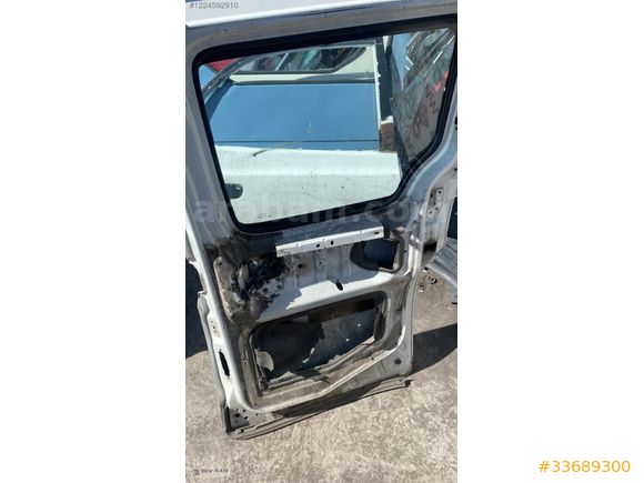 PEUGEOT PARTNER SAĞ ARKA SÜRGÜLÜ KAPI