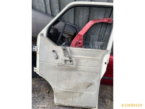 VOLKSWAGEN TRANSPORTER T4 SAĞ ÖN KAPI