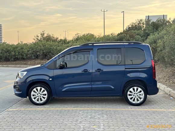 2023 MODEL OPEL COMBO 1.5 D ULTİMATE CAM TAVAN OTOMATİK VİTES 43.000 KM’DE