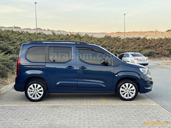2023 MODEL OPEL COMBO 1.5 D ULTİMATE CAM TAVAN OTOMATİK VİTES 43.000 KM’DE