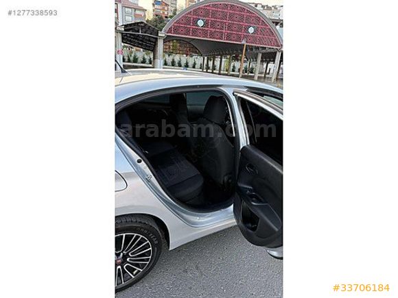 Hasız dosta gider