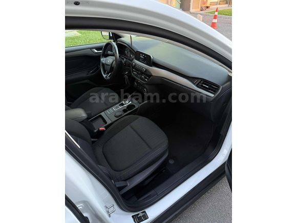 FORD FOCUS DEĞİŞENSİZ 2019 DİZEL OTOMATİK 8 İLERİ