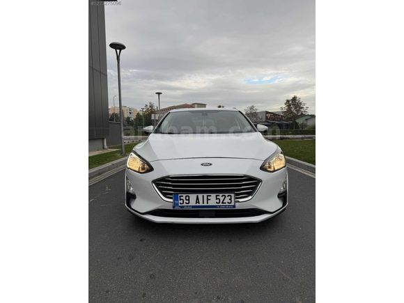 FORD FOCUS DEĞİŞENSİZ 2019 DİZEL OTOMATİK 8 İLERİ