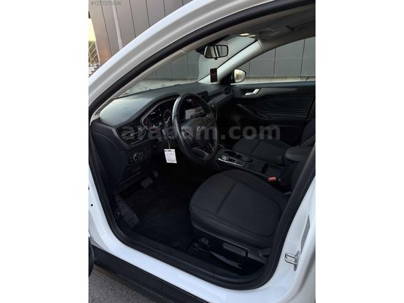 FORD FOCUS DEĞİŞENSİZ 2019 DİZEL OTOMATİK 8 İLERİ