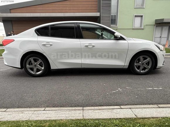 FORD FOCUS DEĞİŞENSİZ 2019 DİZEL OTOMATİK 8 İLERİ
