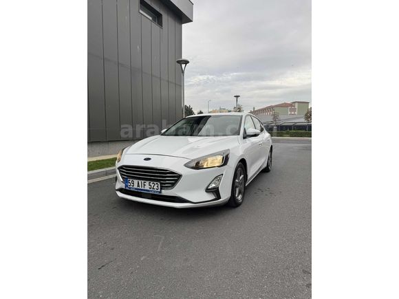 FORD FOCUS DEĞİŞENSİZ 2019 DİZEL OTOMATİK 8 İLERİ
