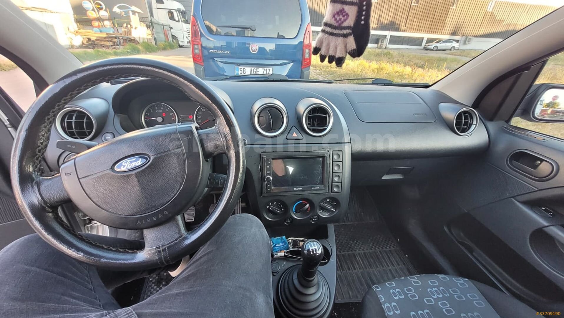 Sahibinden Ford Fiesta 1.4 Comfort 2005 Model Sivas 229.000 km Gri (Gümüş) 7