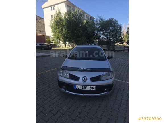ERBENLERDEN ÇOK TEMİZ BENZİN+LPG li MEGANE 2