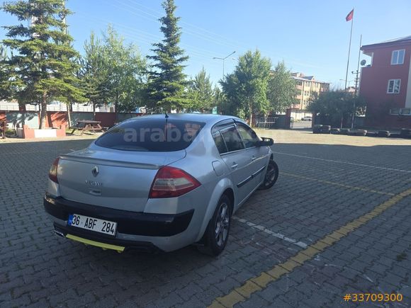 ERBENLERDEN ÇOK TEMİZ BENZİN+LPG li MEGANE 2