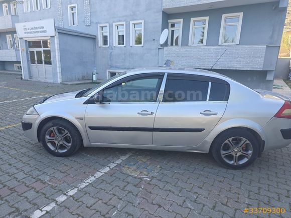 ERBENLERDEN ÇOK TEMİZ BENZİN+LPG li MEGANE 2