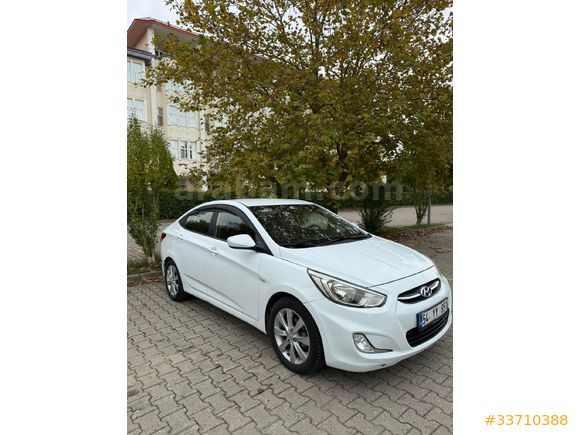 Sahibinden değişensiz Hyundai Accent Blue 1.4 D-CVVT Mode Plus 2016 Model