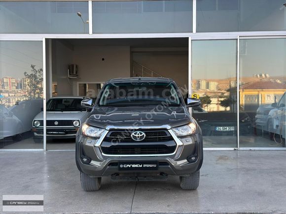 2022 MODEL TOYOTA HILUX 2.4 4X2 ADVENTURE HATASIZ BOYASIZ İLK EL