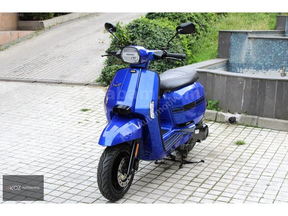 LAMBRETTA V200 SPECIAL FLEX (MAVİ RENK)