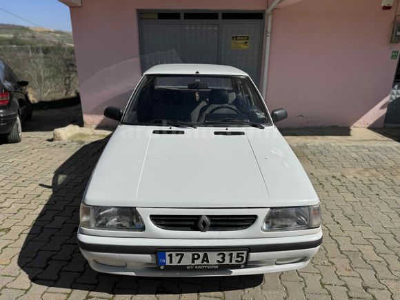 EY MOTORS YENİ MUAYENELİ Renault R 9 1.4 Broadway RNi 1999 Model Tekirdağ