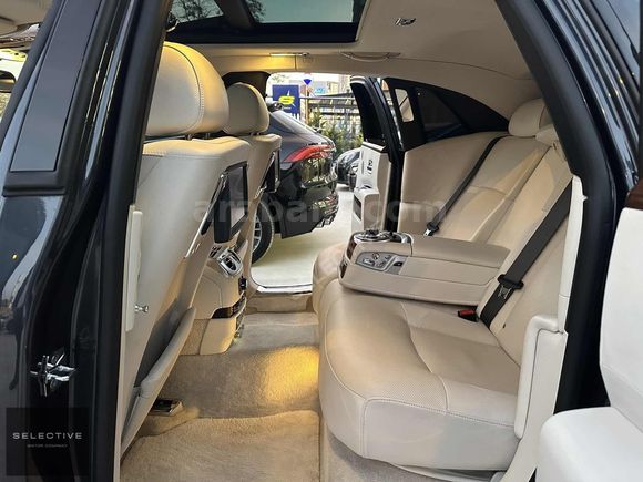 SELECTIVE-2011 HATASIZ BOYASIZ BAYİ ROLLS ROYCE GHOST 6.6 V12