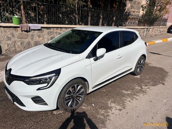 HATASIZ BOYASIZ TRAMERSİZ Sahibinden Renault Clio 1.3 TCe Icon 2020 Model